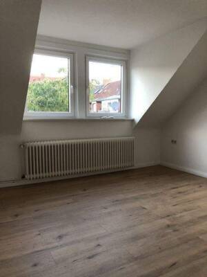 3-Zimmer-Wohnung (Dachgeschoss) in der Nähe des Bremer Hauptbahnhofs – 28195 Bremen – Vorschaubild 3
