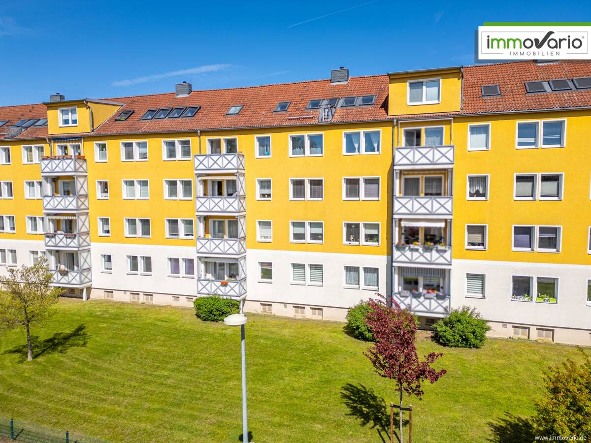Kapitalanlage! Vermietete 2-Raum-Wohnung mit Einbauküche, Tageslichtbad in der Neuen Neustadt – 39124 Magdeburg – Bild 1 von 9