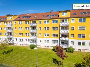 Kapitalanlage! Vermietete 2-Raum-Wohnung mit Einbauküche, Tageslichtbad in der Neuen Neustadt