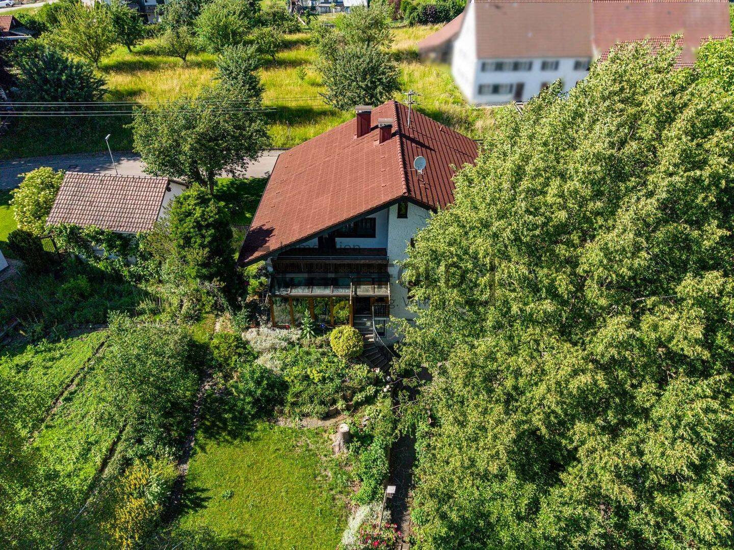 Idyllisch! Zweifamilienhaus mit traumhaftem Garten – Illerrieden – Vorschaubild 5