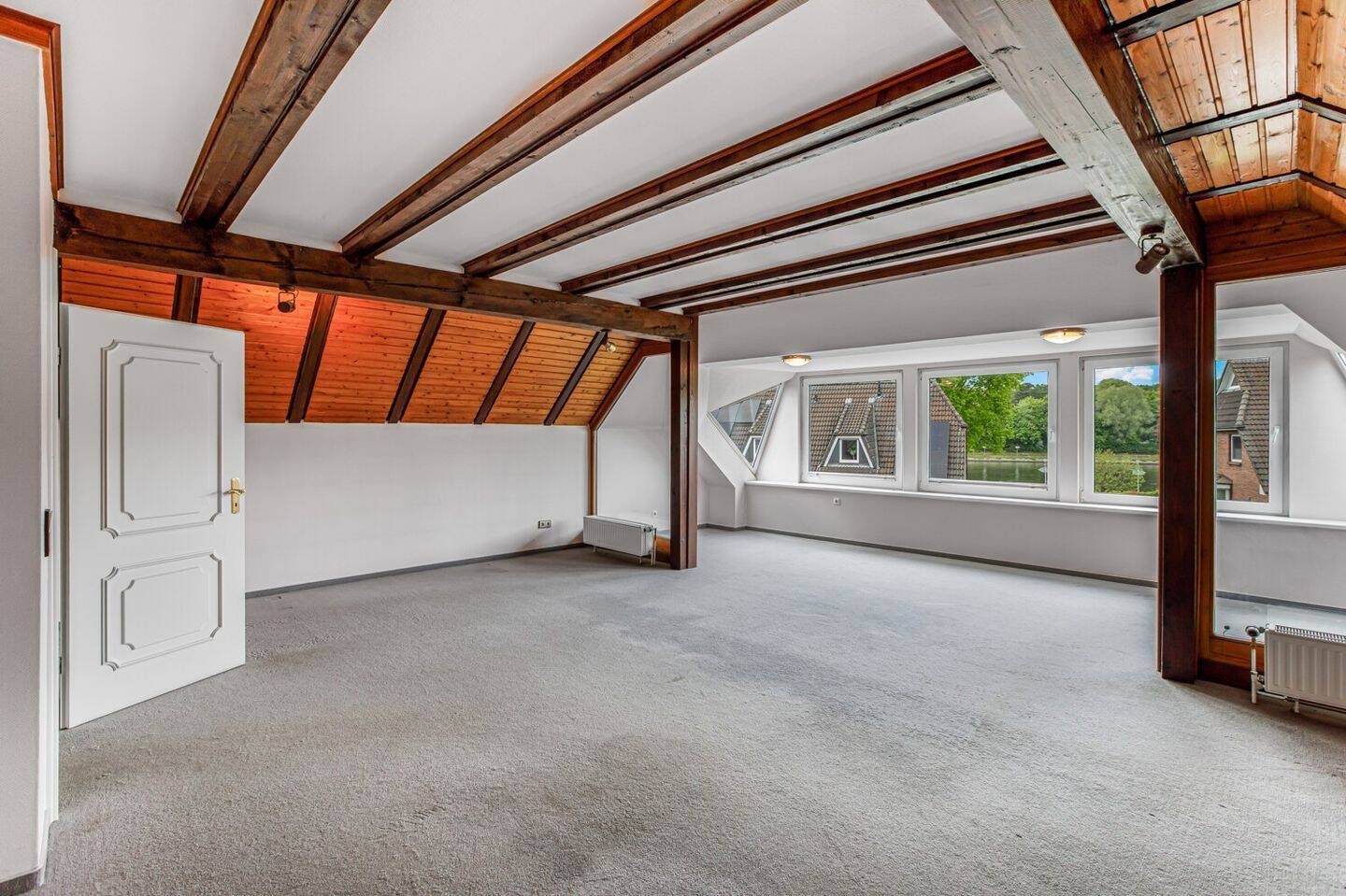 Großzügigkeit trifft Kanallage - ein Zuhause mit Perspektive – Westerrönfeld – Vorschaubild 9