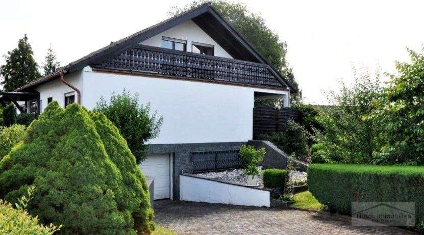 ""Tolles EFH in wunderschöner Lage mit 1000m² Grundstück"" – Weilrod – Bild 1 von 9