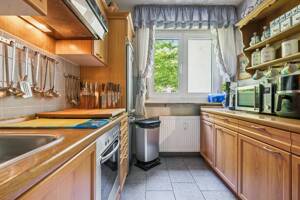 Gepflegte 3-Zimmer-ETW mit verglaster Ost-Loggia & Garage / Verkauf auf Nießbrauchbasis – 81925 München – Vorschaubild 6