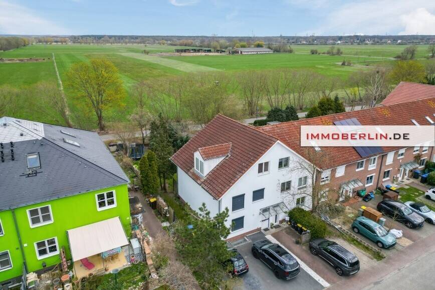 IMMOBERLIN.DE - Sehr freundliches Reihenendhaus mit Sonnenterrasse & 2 Pkw-Stellplätzen – Velten – Vorschaubild 2