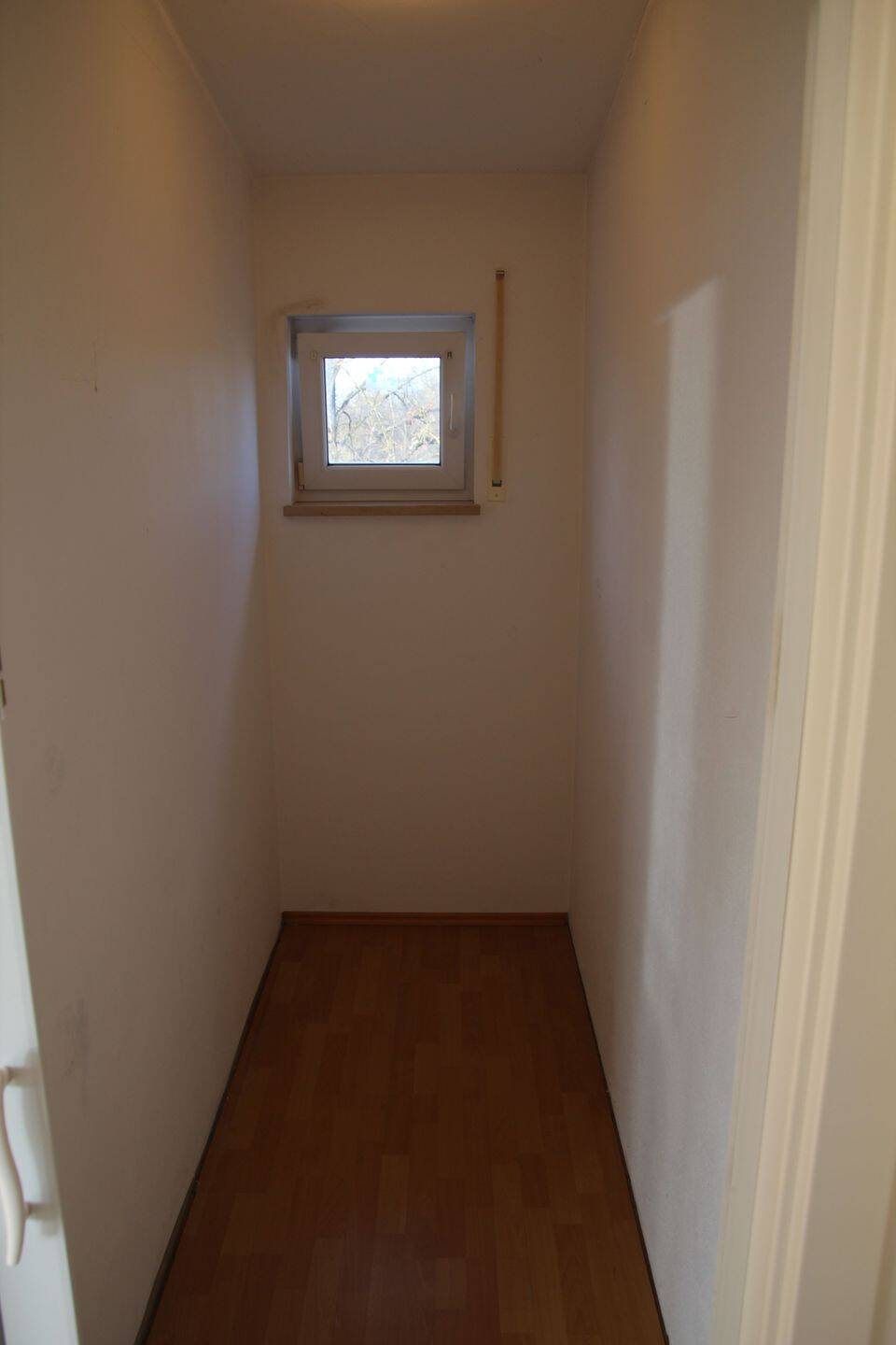 Helle, schöne 3 Zimmer Dachgeschoß Wohnung, SOFORT VERFÜGBAR – Ingolstadt – Vorschaubild 5
