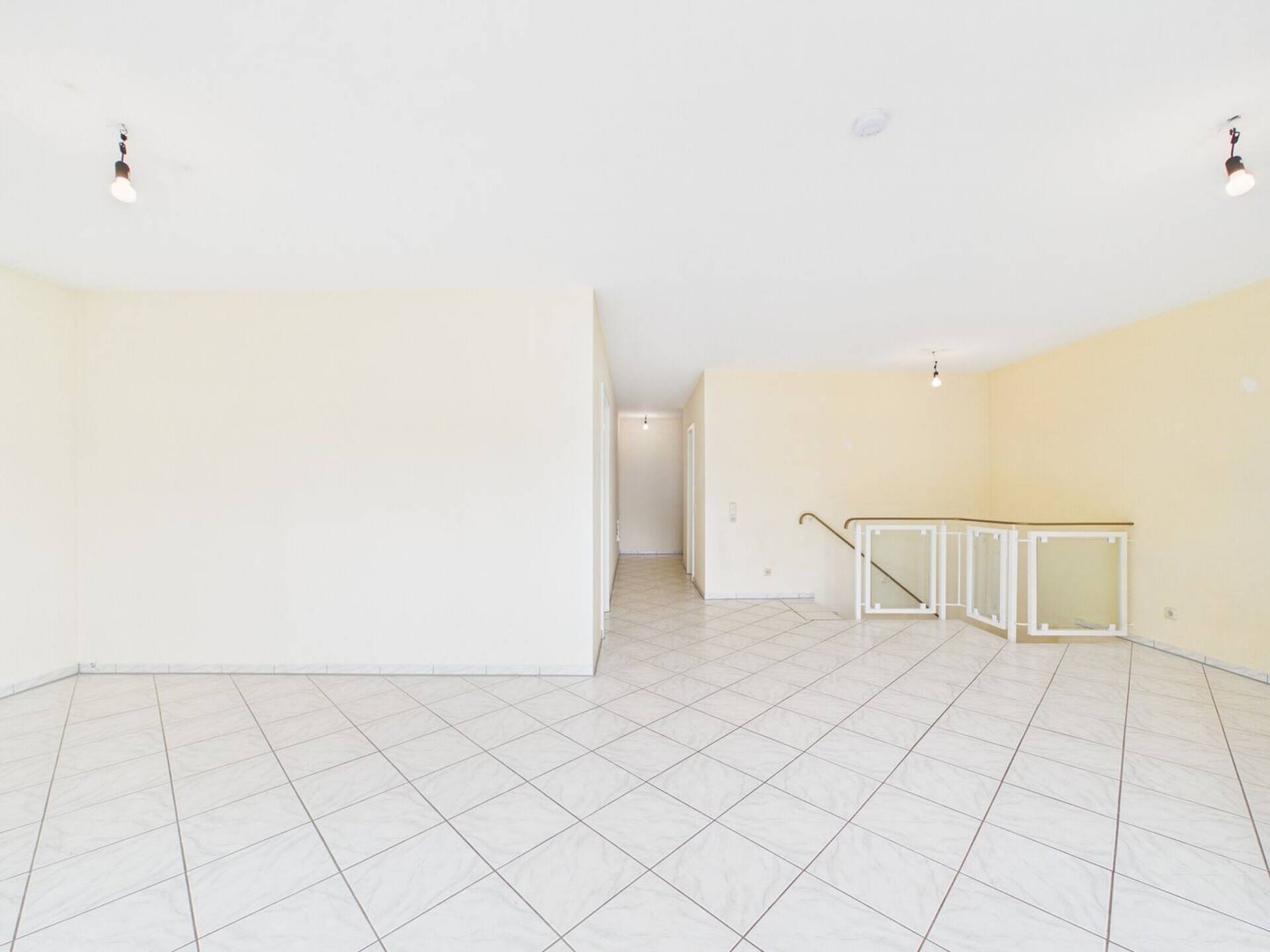 Erdgeschosswohnung in 53919 Weilerswist mit 90 m² kaufen