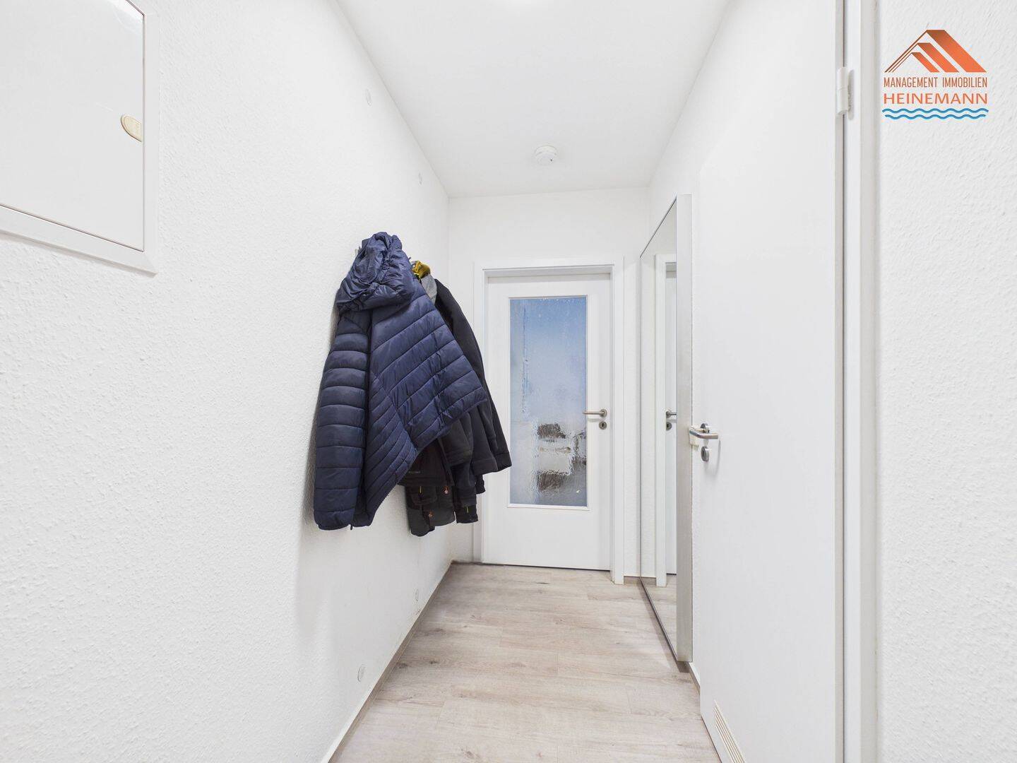 Clever investieren oder selbst einziehen: Charmante 2-Zimmer-Wohnung in Stadtfeld-Ost – Magdeburg – Vorschaubild 3