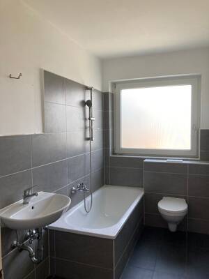 Wohlfühlwohnung mit Badewanne und viel Tageslicht – 38226 Salzgitter – Vorschaubild 5