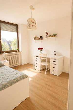 Top-Lage! Modernisierte 3-Zimmer Wohnung in der Leopoldstraße – 80804 München – Vorschaubild 4