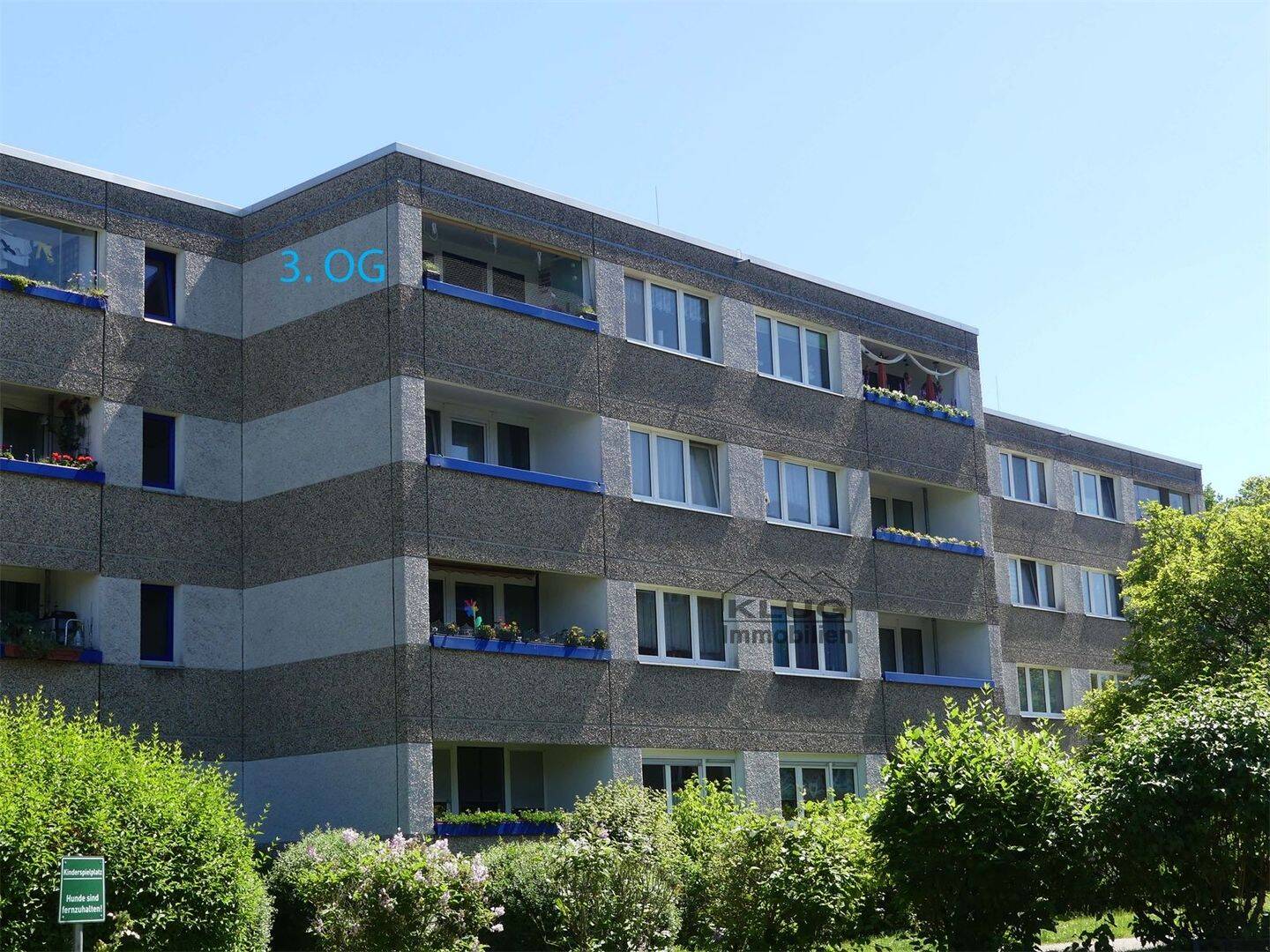 Wittenau! 2 + 2 halbe Zimmer DG-Eigentumswohnung mit schöner Loggia in der 3.OG mit Grünblick – Berlin – Vorschaubild 2
