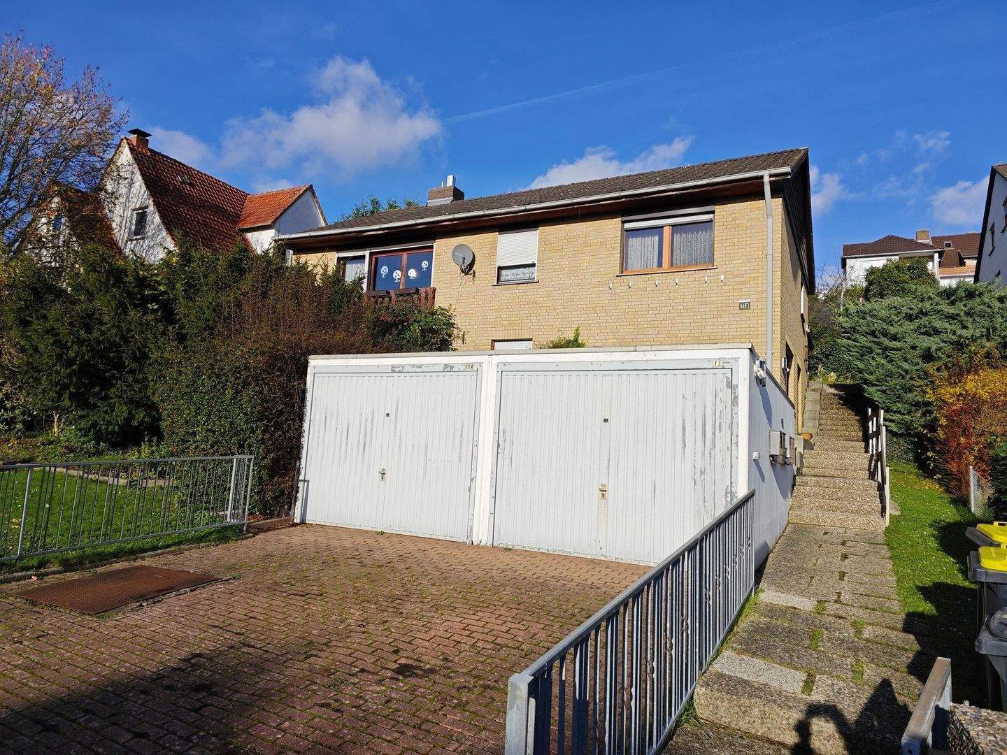 Zwei Zweifamilienhäuser in ruhiger, sonniger Lage am Jungfernkopf – Kassel – Bild 1 von 9