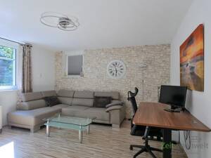 (EF1381_M) Erfurt: Krämpfervorstadt, geschmackvoll möblierte Wohnung mit uneinsehbarer Terrasse, Service inklusive – 99085 Erfurt – Vorschaubild 3