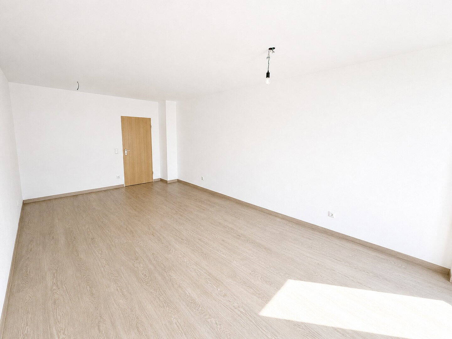 Helle, renovierte 2,5-Zimmer-Wohnung mit Südbalkon in -Moosach - RESERVIERT! – München – Vorschaubild 5