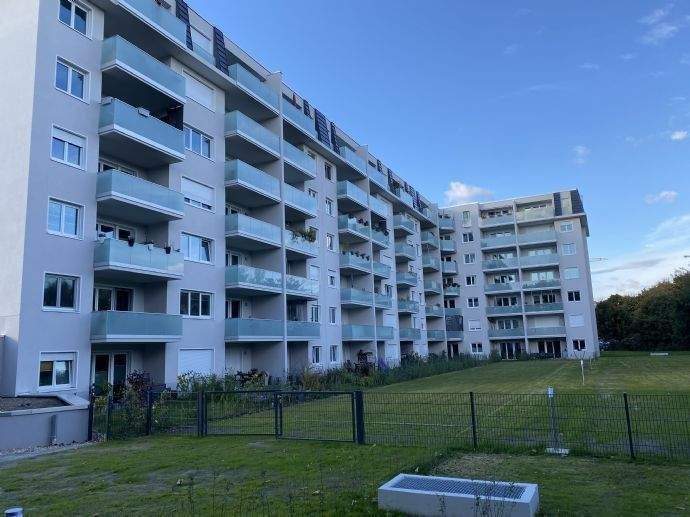 Dachgeschoss-Tolle 3 Zimmer im Neubau - Großer Balkon – Berlin – Vorschaubild 3