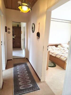 Dreifamilienhaus mit Garage in Offenbach Bieber – 63073 Offenbach am Main – Vorschaubild 7