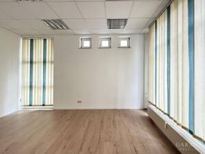 Flexible Büro- oder Praxiseinheit im Erdgeschoss mit Stellplatz in Wurzen – 4808 Wurzen – Vorschaubild 4