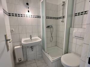 Moderne 1-Zimmer-Wohnung mit großzügigem Balkon – 22083 Hamburg – Vorschaubild 3