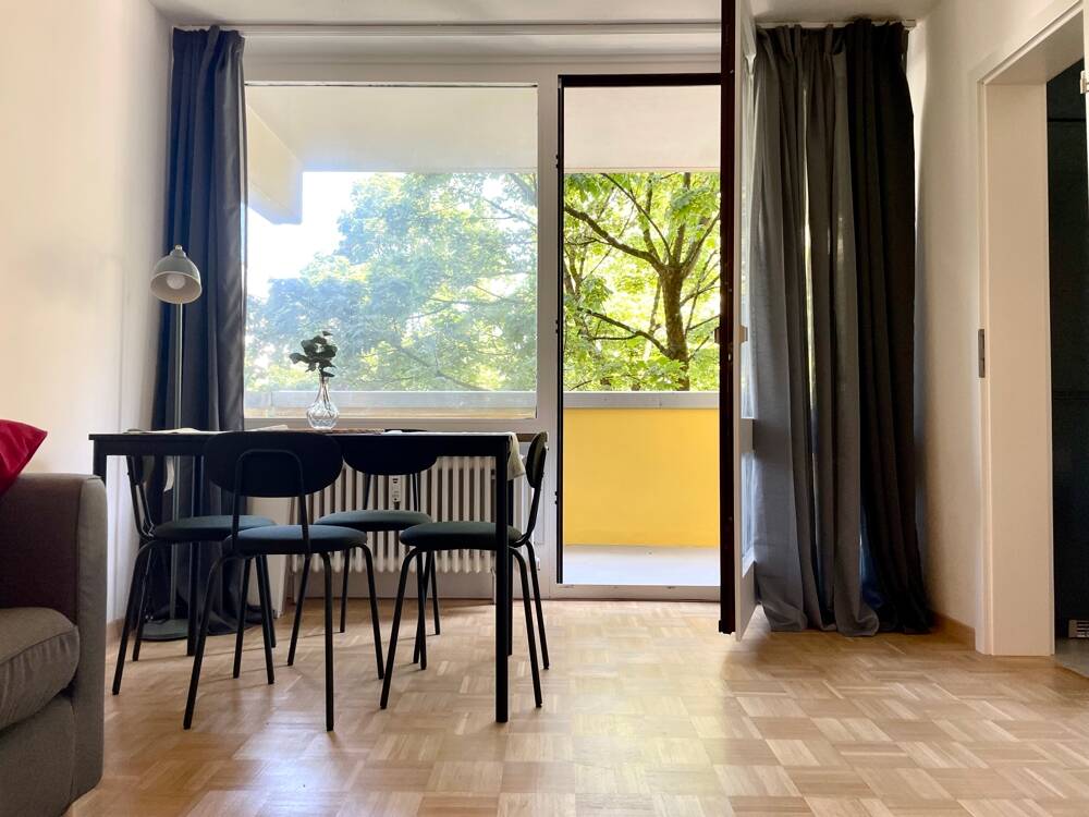Möbliertes Appartment mit zwei separaten Schlaf-/Wohnzimmern ** ideal als Mitarbeiterwohnung oder WG – München – Vorschaubild 8