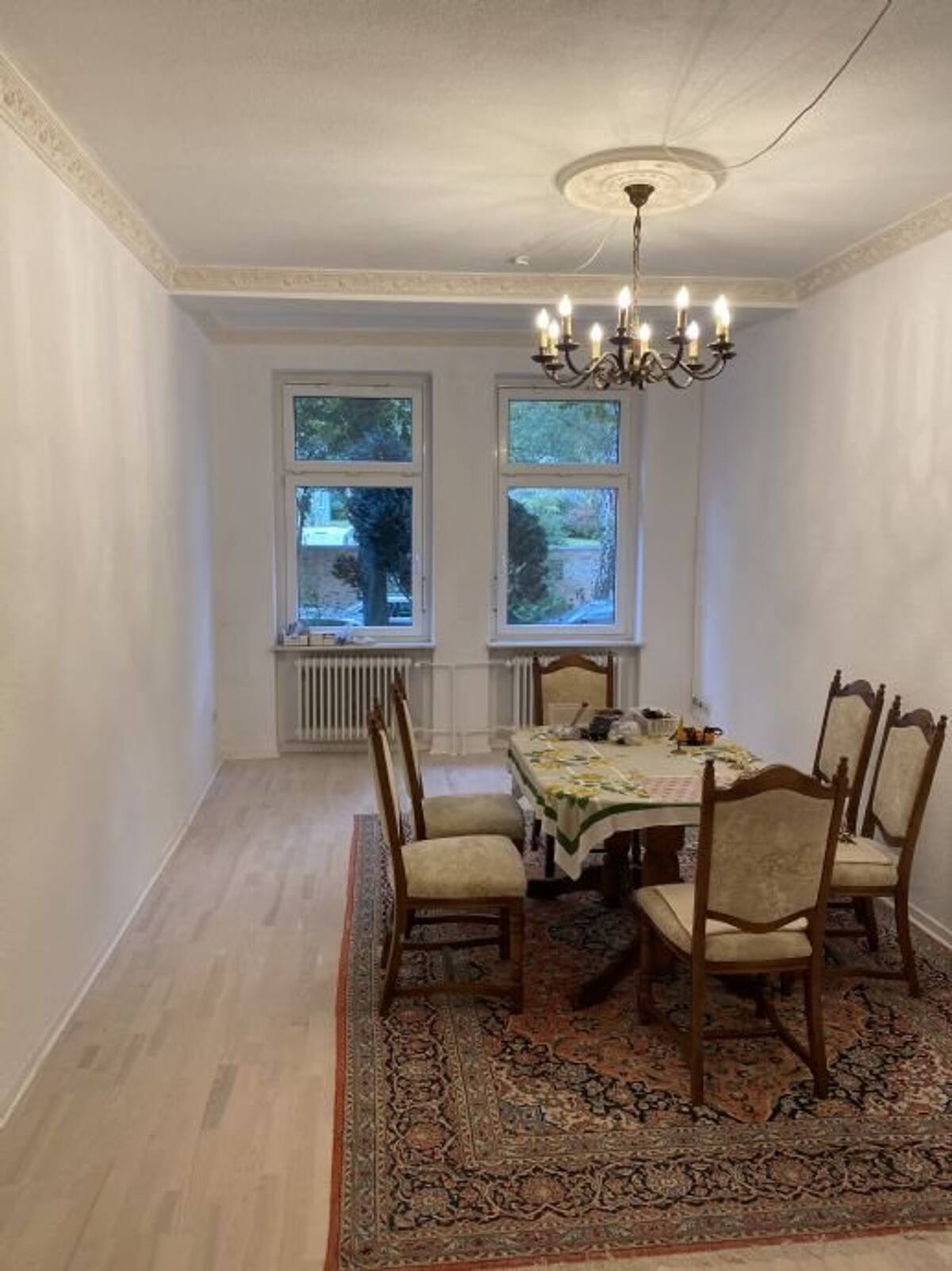 Wunderschöne 3 ZKB im EG eines Altbauhauses direkt am Tannenwäldchen – 34119 Kassel – Bild 1 von 9