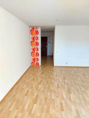 Top gepflegte und große 1-Zimmer-Wohnung mit Balkon, Aufzug, Barrierefrei – 90763 Fürth – Vorschaubild 8