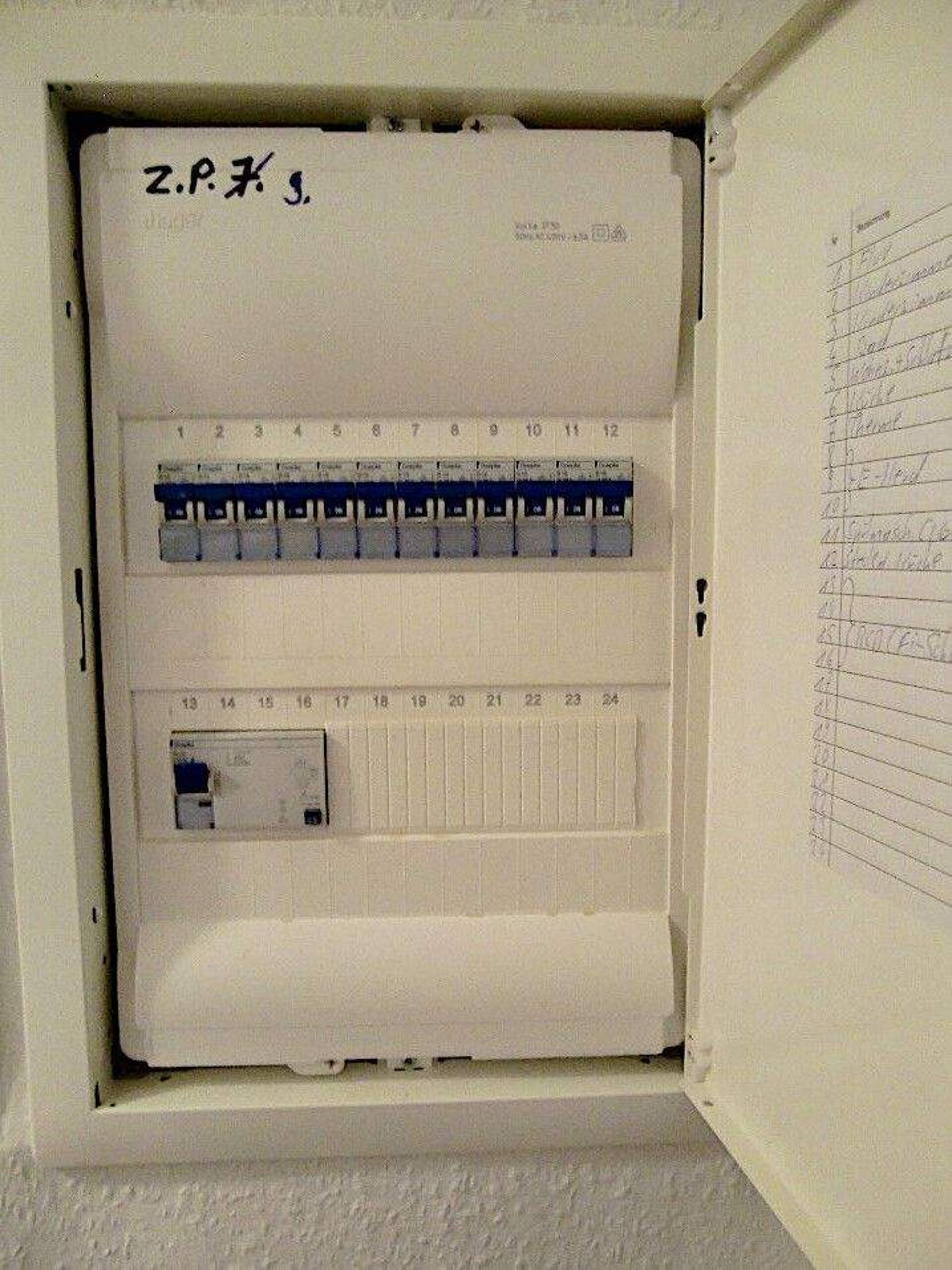 Etagenwohnung in 34117 Kassel mit 82 m² kaufen