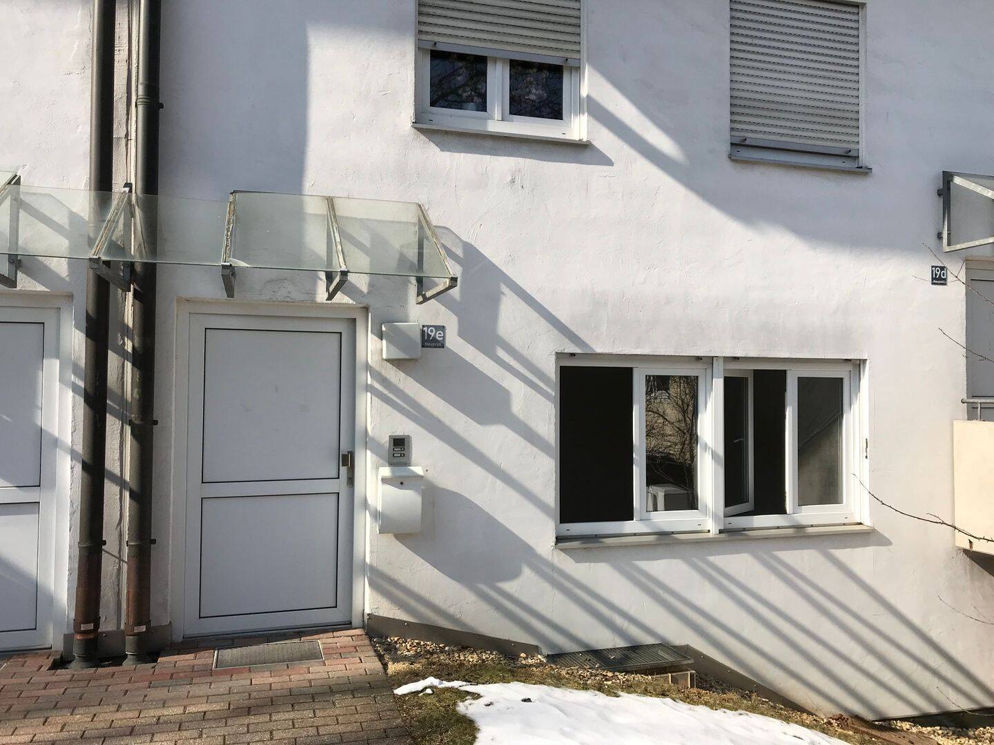 Uni-nahe Traumwohnung mit Terrasse – Regensburg – Vorschaubild 2