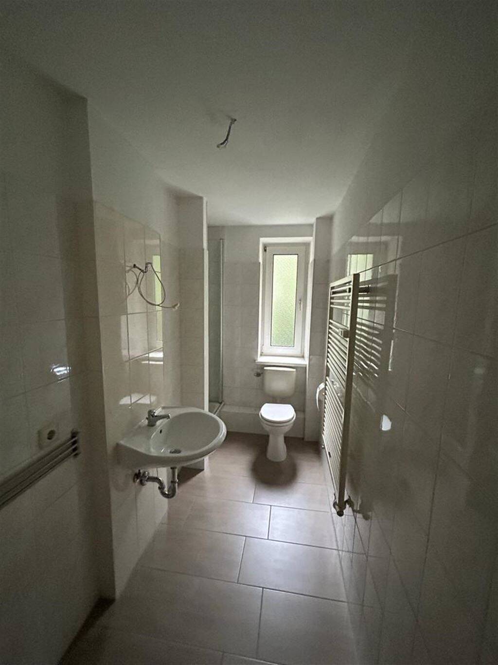 2-Zimmer mit Einbauküche, Balkon, Dusche und Laminat zum Toppreis! – Chemnitz – Vorschaubild 8