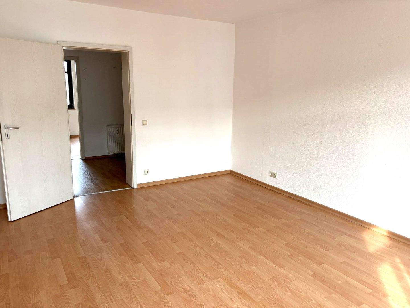 ***Attraktive 3-Zimmer-Wohnung mit Balkon auf dem Chemnitzer Kaßberg*** – Chemnitz – Vorschaubild 6