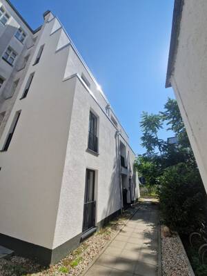 Helle Wohnung mit Balkon im Samariterviertel