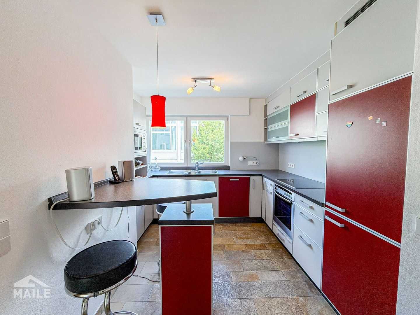 Urbanes Wohnen im Grünen: 5-Zimmer-Wohnung, zwei Balkone, eine Garage und Stellplatz! – Stuttgart – Vorschaubild 7