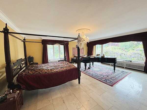 Mehrfamilienhaus in 40883 Ratingen mit 380 m² kaufen