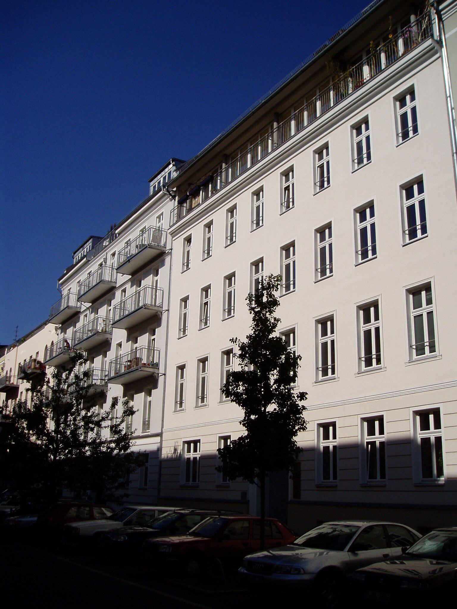 LEBEN ÜBER DEN DÄCHERN VON BERLIN-MITTE – Berlin – Vorschaubild 9