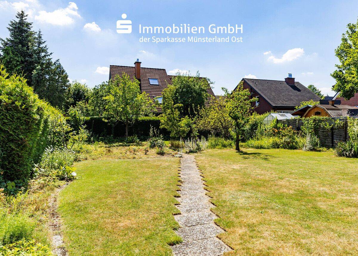 Doppelhaushälfte mit großem Garten und attraktivem Erweiterungspotenzial! – Münster – Vorschaubild 2