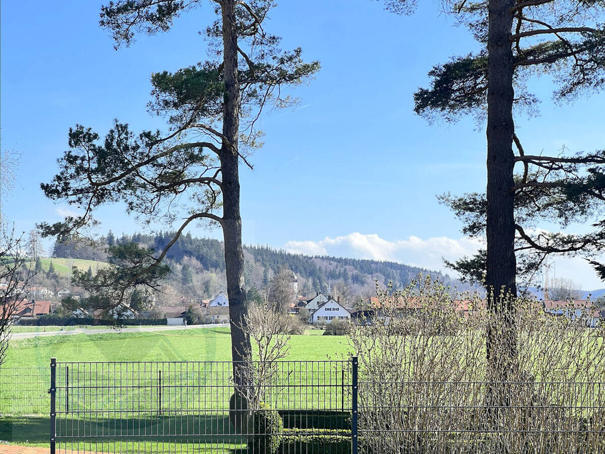 Wohnhaus mit Einliegerwohnung auf großzügigem Grundstück, schöne, ruhige Lage – Kaltental – Vorschaubild 6