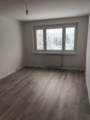 Schöne 3-Zimmer-Wohnung mit Balkon in Görlitz (Weinhübel) – 2827 Görlitz – Vorschaubild 4