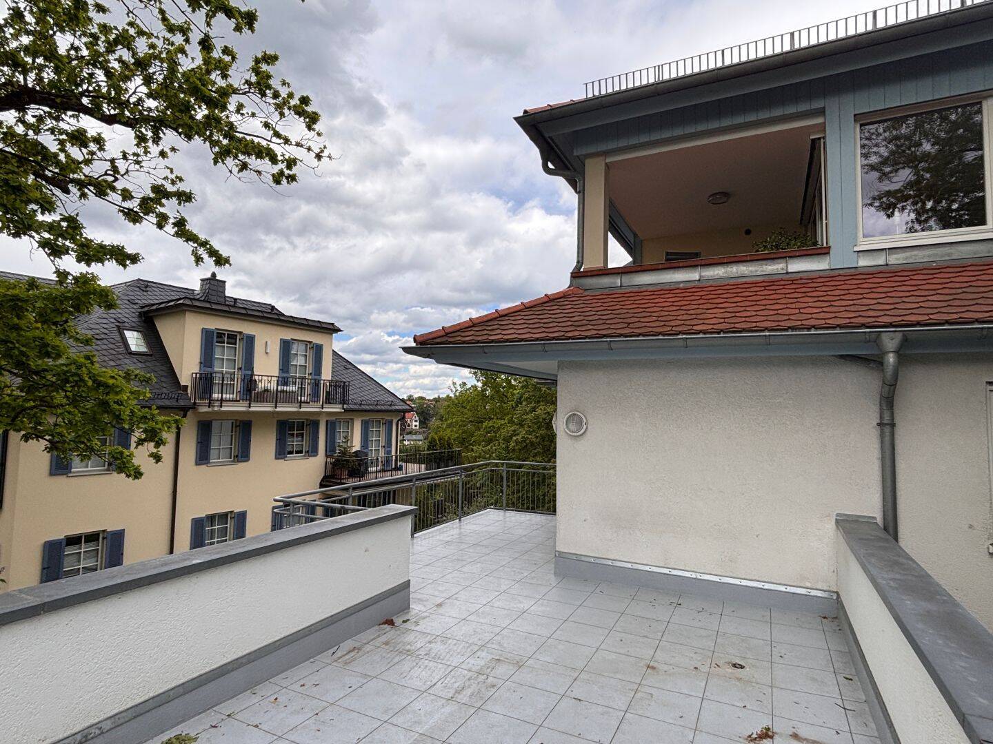 Sofort beziehbare, exklusive 2-Zimmer-Wohnung in Dresden-Loschwitz – Dresden – Vorschaubild 8