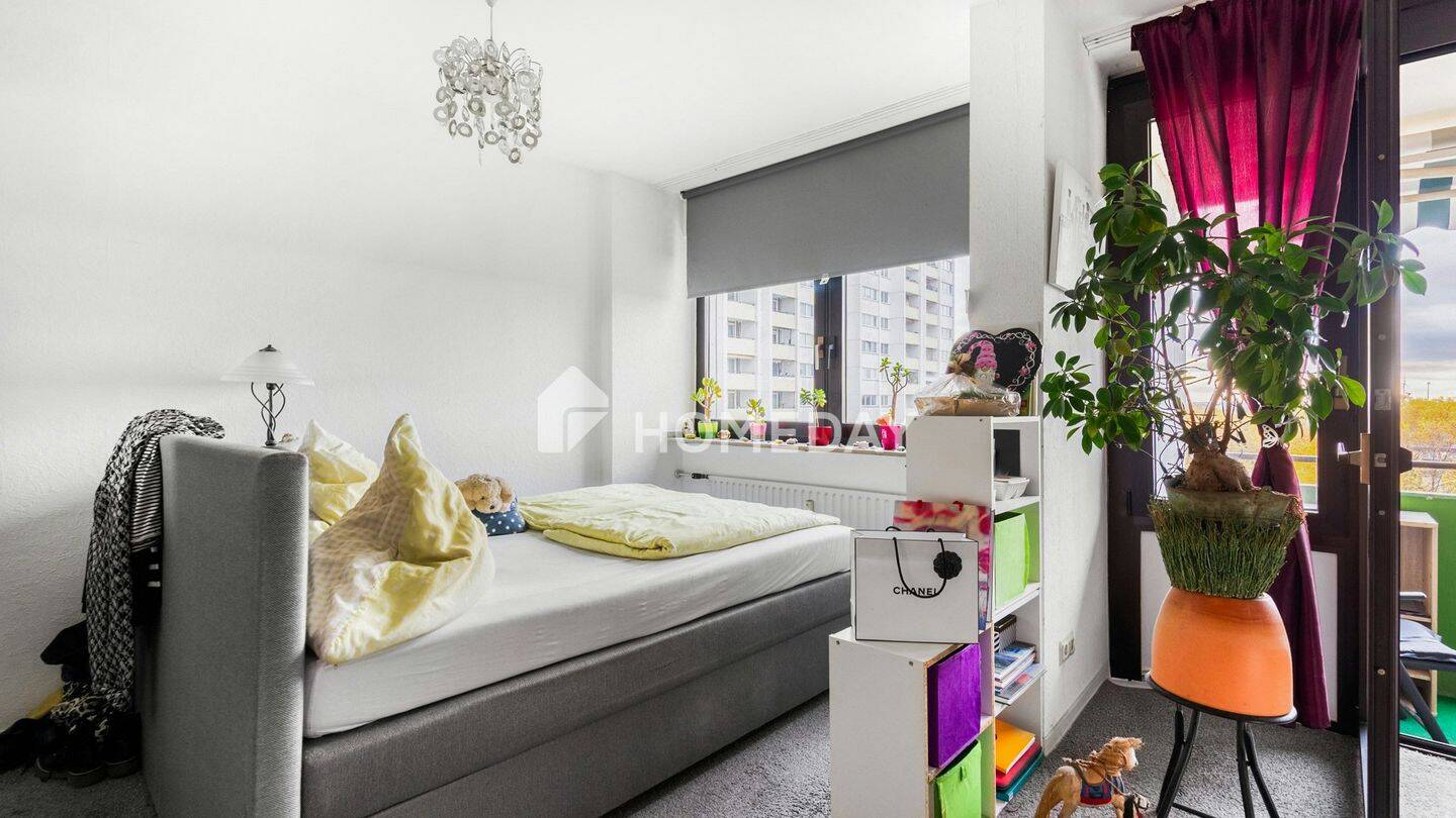Sonnige 1-Zimmer-Wohnung mit Süd-Loggia, Aufzug und Weitblick – Mainz – Vorschaubild 5