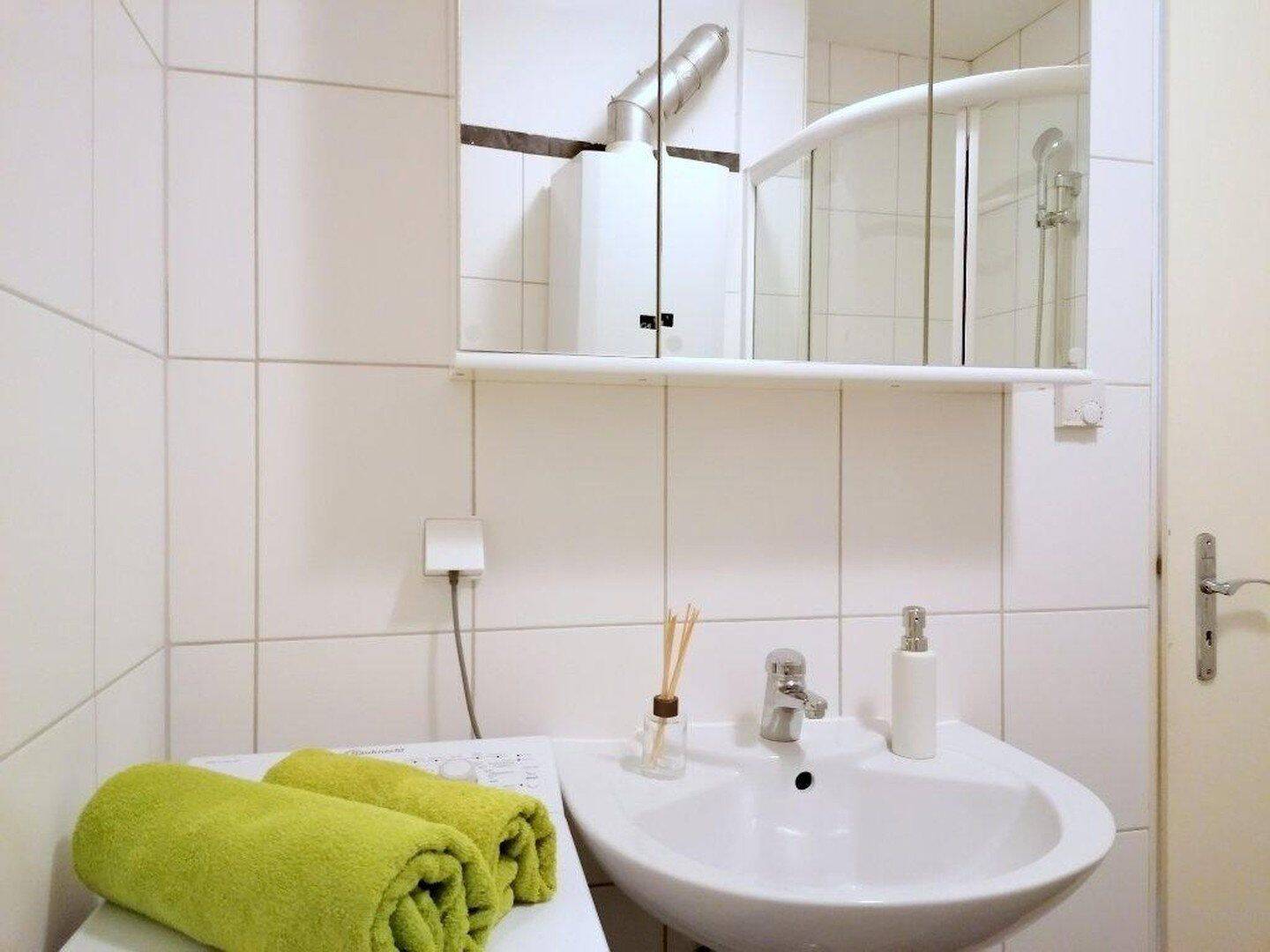 1-Zimmer Wohnung mit Balkon, Charmante in Nürnberg – Nürnberg – Vorschaubild 3