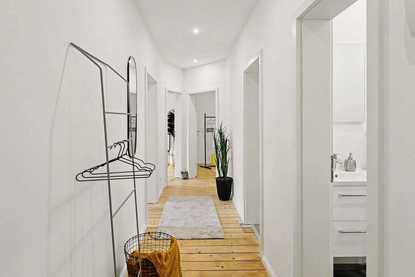Erstbezug - Sanierter 3 Zimmer Altbau in guter Lage – Hamburg – Vorschaubild 3