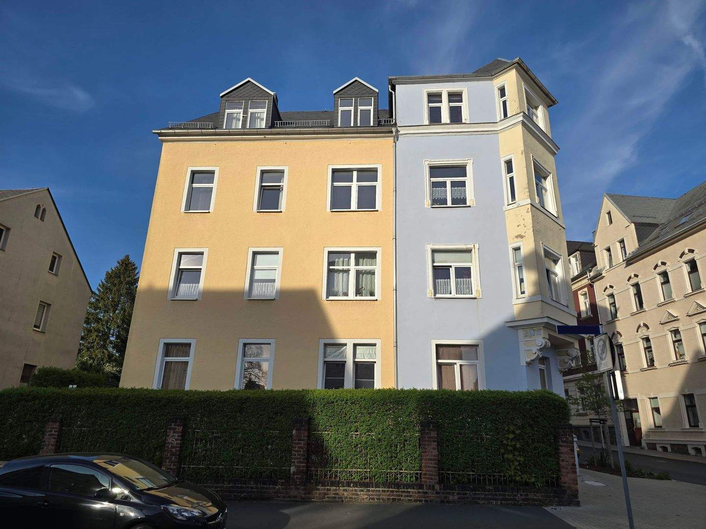 Charmantes MFH mit Potential sucht Ihre Vision! – Freiberg – Bild 1 von 9