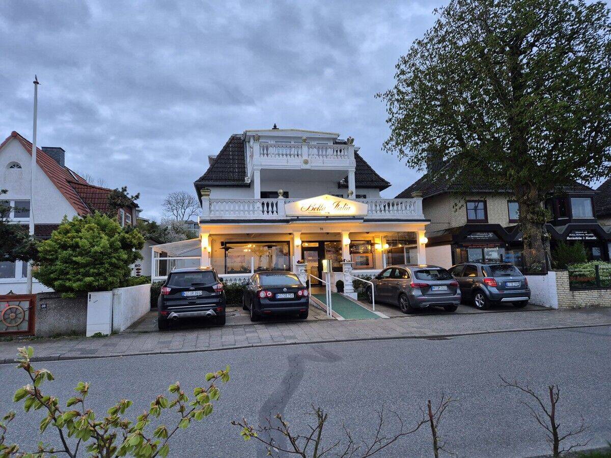 Laboe, 1. Reihe, Strandlage, unverbaubarer Blick auf die Förde
