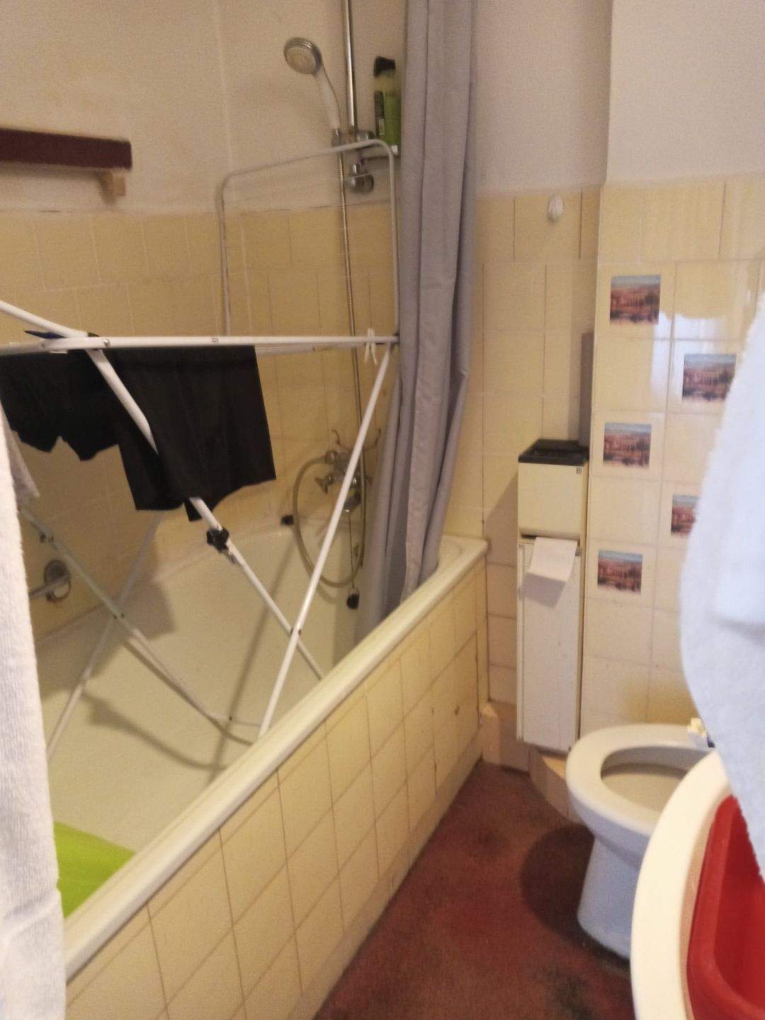 Charmante, helle 3-Zimmer-Wohnung in ruhiger Seitenstraße mit Balkon im begehrten Barmbek Süd - energetisch voll sanierte Wohnanlage - FREI LIEFERBAR – Hamburg – Vorschaubild 7