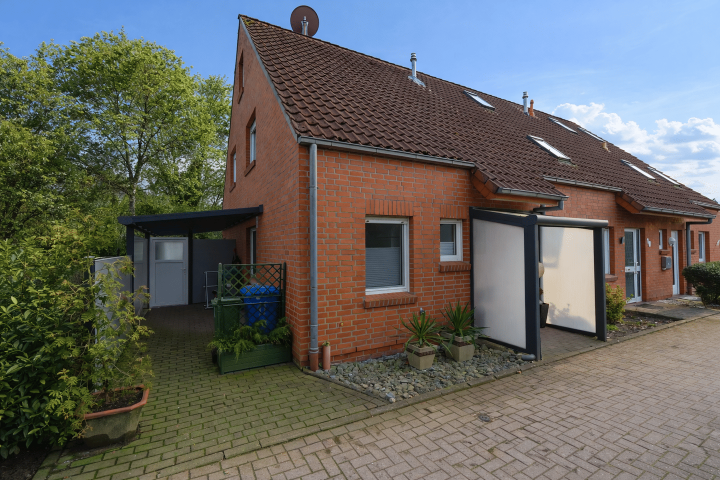 Modernes Reihenendhaus mit Stellplatz, Garten und vielen Extras – Oldenburg – Vorschaubild 4