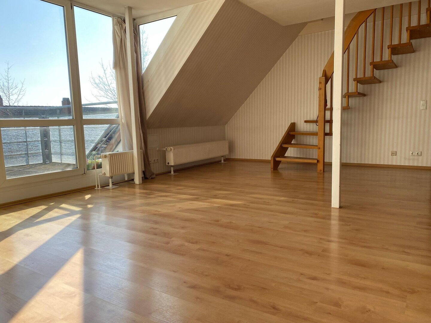 Helle, sehr ruhige Dachgeschosswohnung mit Dachterrasse im Malerviertel, östl. Ringgebiet – Braunschweig – Vorschaubild 4