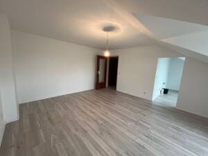 Renovierte 2-Zimmer-DG-Wohnung Nähe City und Innenhafen – 47058 Duisburg – Vorschaubild 6