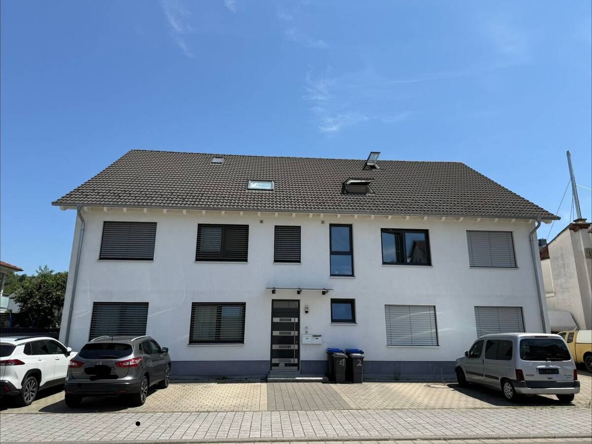 Moderne 5,5 Zimmer-Maisonettewohnung mit 156m² in ruhiger Lage in Herbolzheim – 79336 Herbolzheim – Bild 1 von 9
