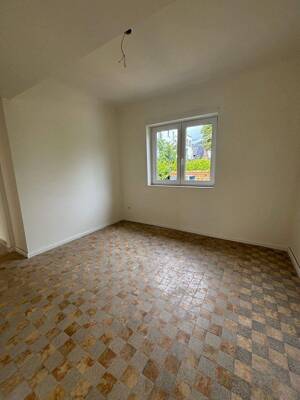 helle 4-Zimmer-Wohnung im Zwei-Familienhaus – 22607 Hamburg – Vorschaubild 6