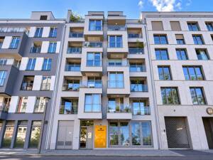Exklusive Wohnung in Berlin-Mitte | 2 Zimmer | Balkon | Möbliert | Sofort bezugsfertig | Blick auf den Park
