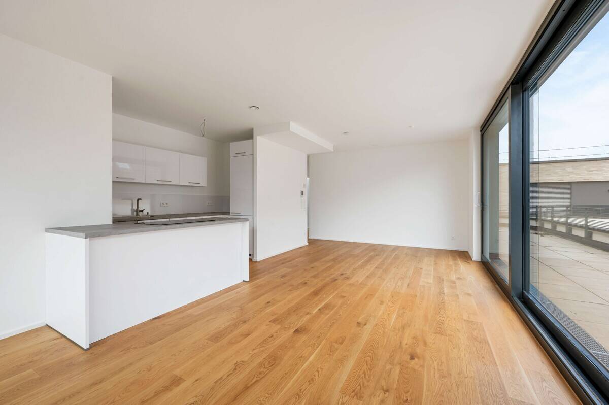 Exklusives Stadt Penthouse mit Sonnen Terrasse, 3 Zimmer mitten im Zentrum wartet auf Sie! – Heilbronn – Vorschaubild 7