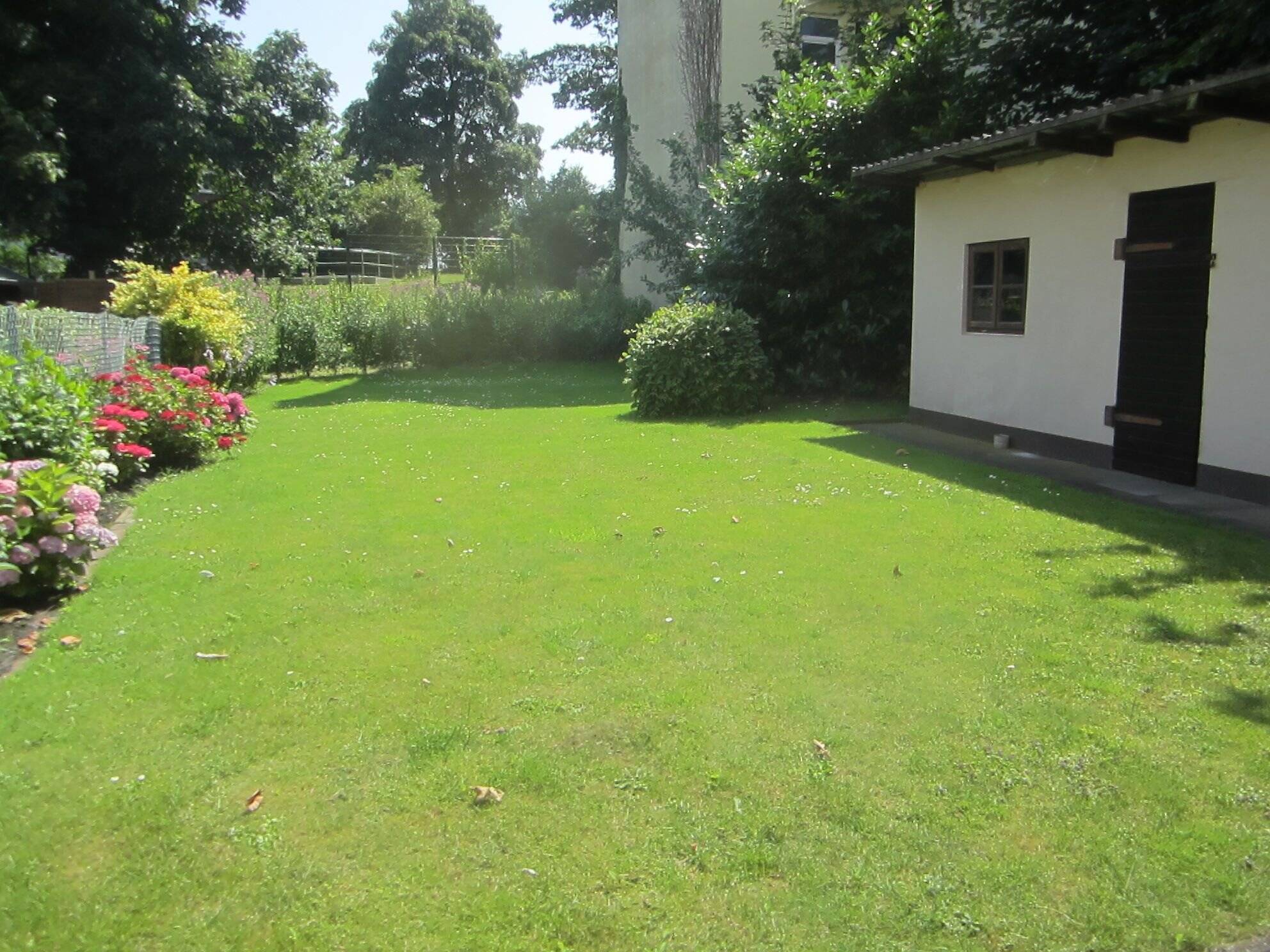 Sehr gepflegtes Zweifamilienhaus mit vermieteter EG-Wohnung und Maisonettewohnung zu verkaufen – Bremerhaven – Vorschaubild 3